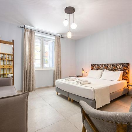 Bentzi...Boutique Apartment In Pangrati, Superior Suite Athena Bagian luar foto